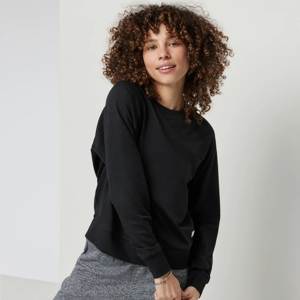 Vuori Black Long Sleeve Halo Tee